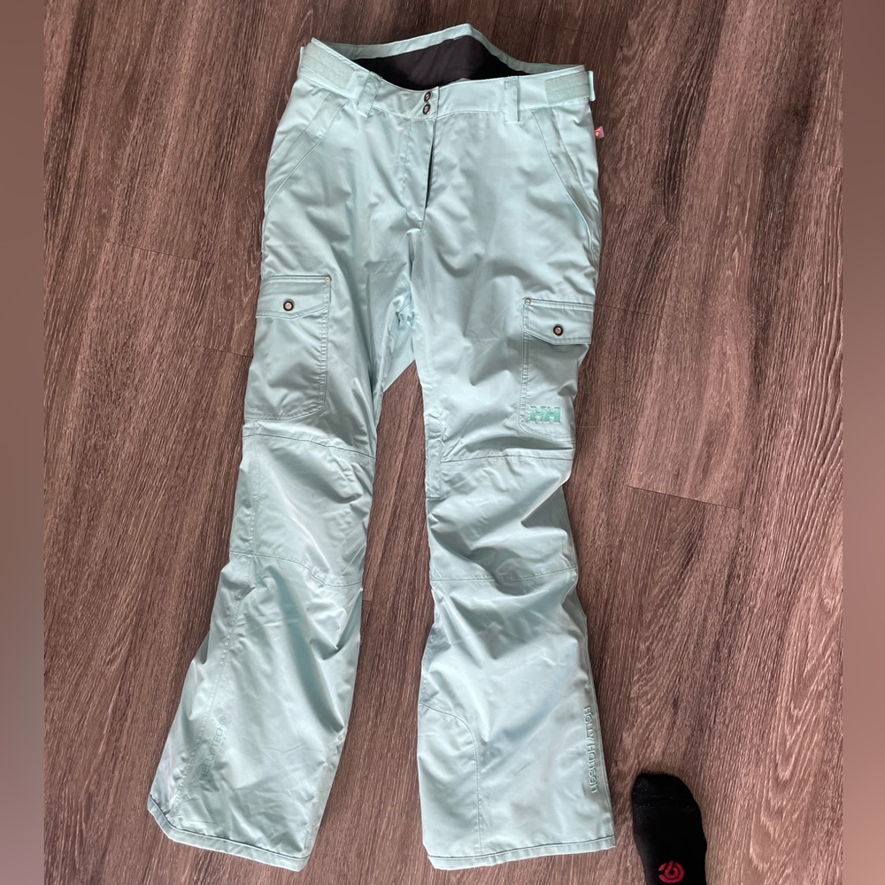 Helly Hansen snowboard/ski pants sz M